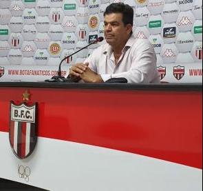 Moacir Júnior terá volta de atacante para recolocar Bota no caminho das vitórias