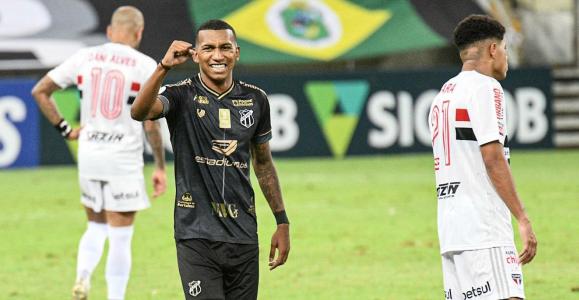 Foto: Kely Pereira/AGIF - Foto: Kely Pereira/AGIF