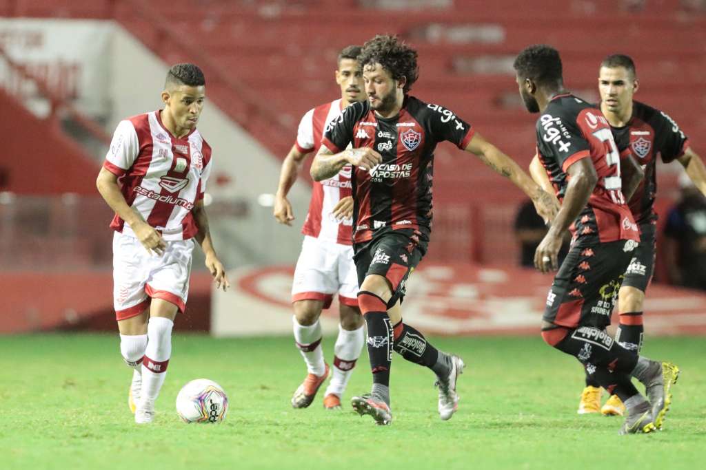 Náutico 0 x 0 Vitória – Em jogo ruim, Leão segura rival na zona de rebaixamento