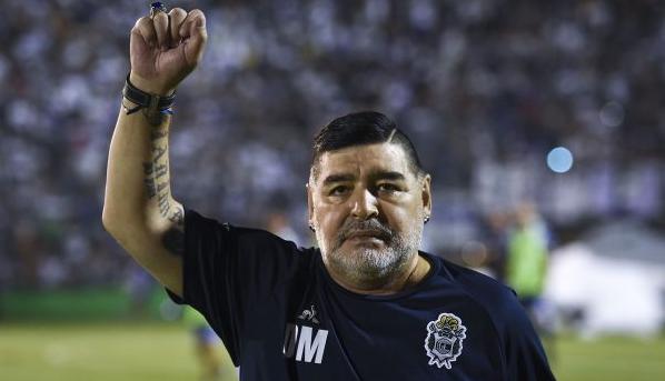Com expectativa de 1 milhão de pessoas, velório de Maradona começa na Casa Rosada