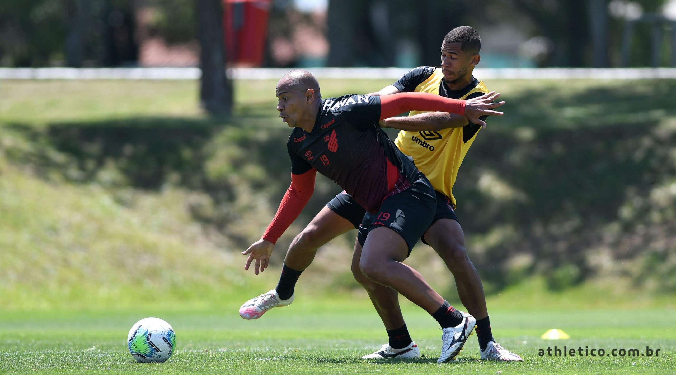 Athletico-PR tem um time de desfalques para jogo contra o Palmeiras