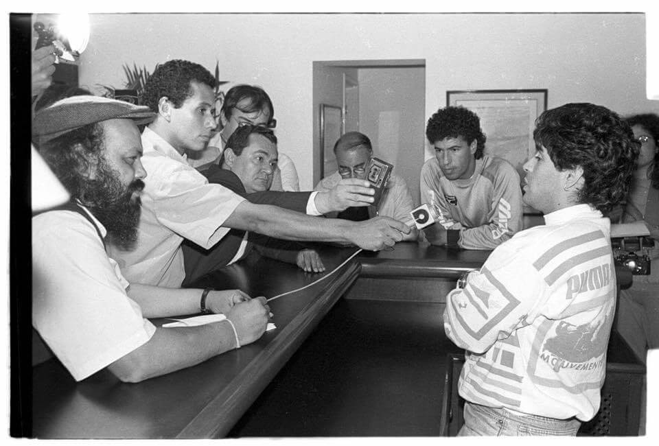 Careca se emociona em vídeo de despedida para Maradona. Veja aqui!