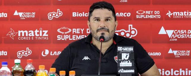 Eduardo Barroca se despede de clube da Série B: “Ficarei na torcida”