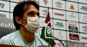 Zagueiro celebra chance no desfalcado Fluminense e exalta elenco