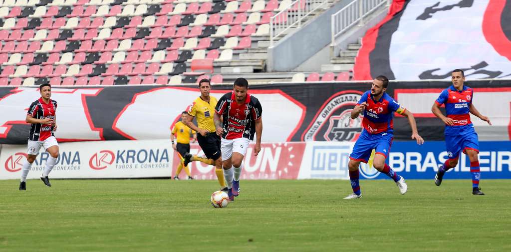 Joinville x Marcílio Dias (Foto: Vitor Forcellini)