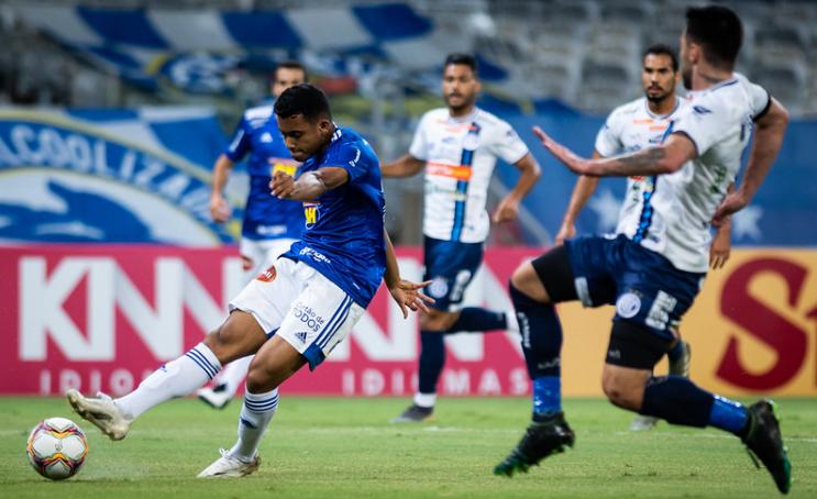Cruzeiro não acertou o pé no Mineirão. Foto: Bruno Haddad - Cruzeiro