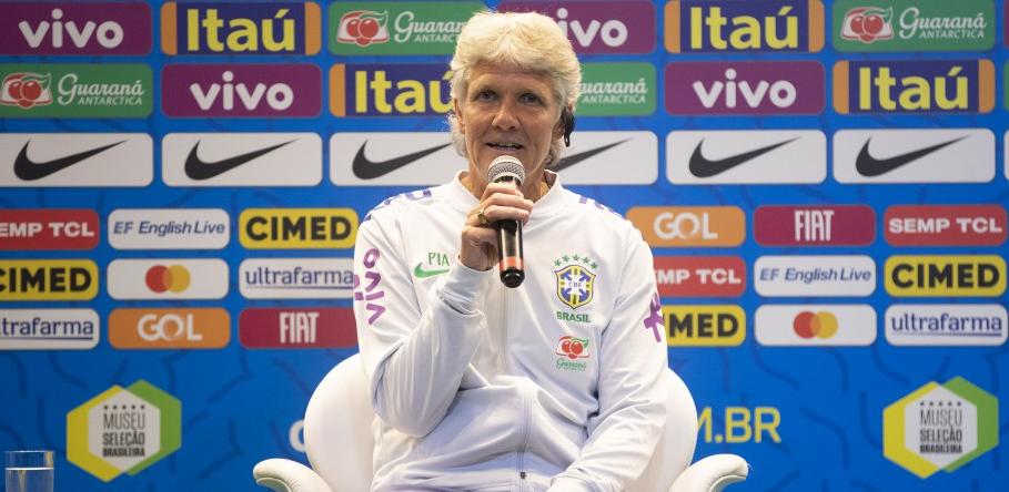 Com mais testes, seleção feminina fecha ano atípico em novo amistoso com Equador