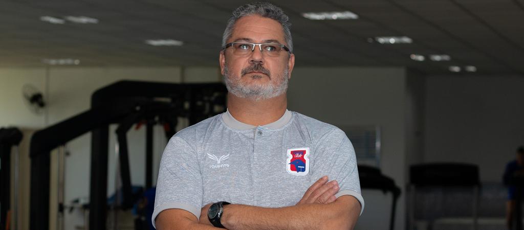 Após outra derrota, clube da Série B demite técnico campeão olímpico