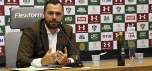 Clube do Brasileirão quita salário de setembro, mas ainda deve dois meses