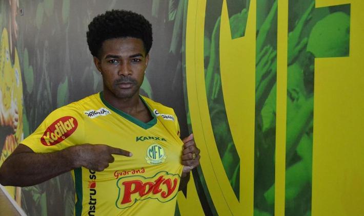 O Mirassol anunciou o lateral-direito Oliveira (Foto: Divulgação/Mirassol)