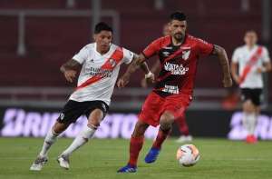 Argentino do Athletico-PR deixa futuro em aberto: 