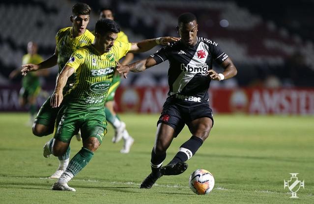 Vasco perdeu chances, tomou o gol e desesperou. Foto: Rafael Ribeiro - Vasco