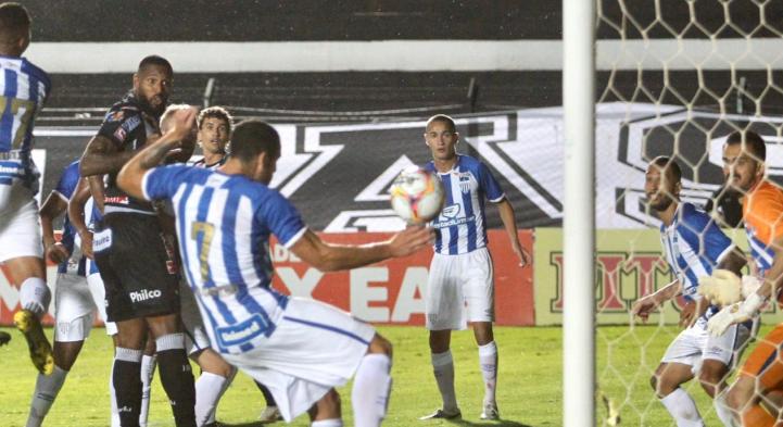 Operário saiu na frente do Avaí