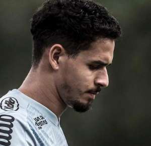 Conselho Fiscal do Santos veta mais uma vez a venda de zagueiro a clube europeu