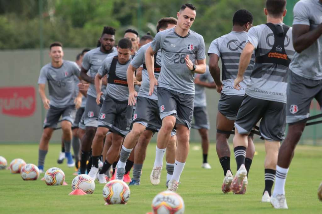 Com a liderança garantida, Santa Cruz deve poupar jogadores pendurados