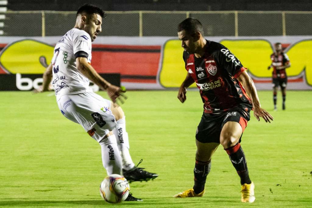Confiança bate Vitória no Barradão. Foto: Letícia Martins/ECV Confiança bate Vitória no Barradão. Foto: Letícia Martins/ECV