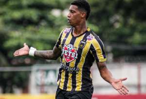 Série C: Por classificação, Brusque tenta aumentar tabu diante do rival em Criciúma