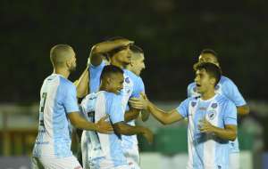 Volta Redonda-RJ 2 x 2 Londrina-PR - Tubarão cede o empate, mas avança na Série C!