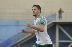 Série C: Após eliminação precoce, atacante não confirma permanência no Manaus