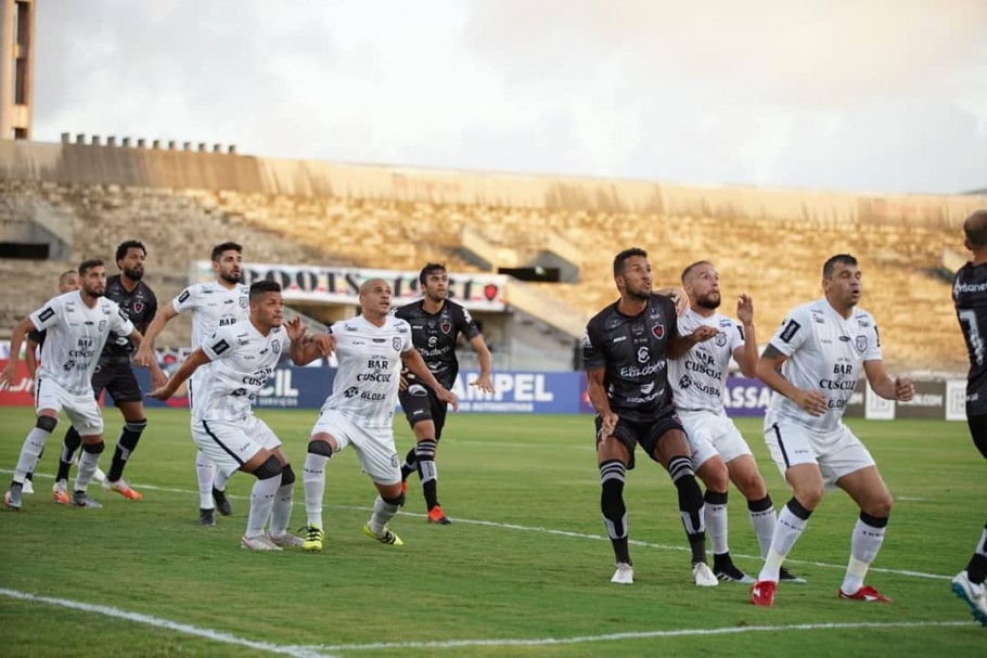 Botafogo-PB empatou com o Treze, se garantiu na Série C e rebaixou rival Botafogo-PB empatou com o Treze, se garantiu na Série C e rebaixou rival