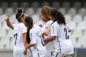 PAULISTA FEMININO SUB-17: Santos vence o clássico diante do São Paulo e está na final