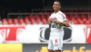 Destaque do São Paulo, Luciano já fez gol no Real Madrid; conheça a trajetória