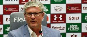 Fluminense anuncia saída de técnico ex-Inter e confirma ex-volante como interino
