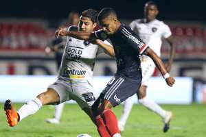 Bons números não empolgam Diniz no São Paulo: 'Encarar cada jogo como uma final'