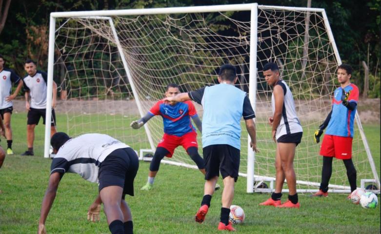 Sete jogadores do Moto Club-MA testaram positivo para Covid-19 (Foto: Divulgação/Moto Club)