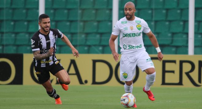 Figueirense, mais uma vez, se superou em campo Figueirense, mais uma vez, se superou em campo