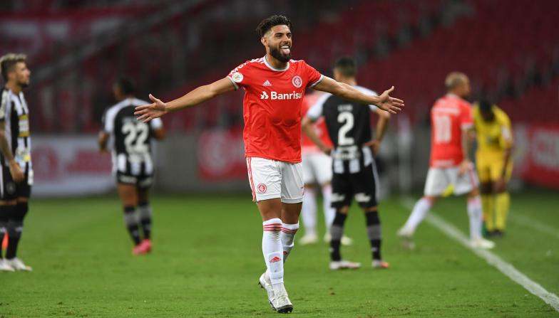 Yuri Alberto foi pivô de um lance polêmico