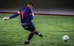 Ceará 1 x 2 Atlético-GO - Dragão vence de virada e respira na luta contra degola