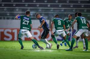 Goiás 0 x 0 Grêmio - Imortal cria chances, mas só empata fora de casa