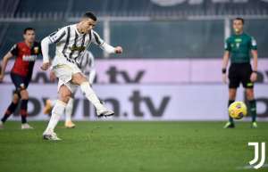ITALIANO: Cristiano Ronaldo marca duas vezes e garante vitória da Juventus