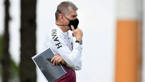 'Campeonato Brasileiro deste ano já está comprometido', diz Paulo Autuori