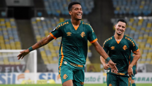 Fluminense se reúne com estafe de jóia da base e fica próximo de renovação