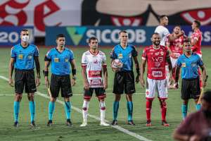 Série C: Técnico do Vila Nova lamenta derrota e exime goleiro de culpa por gol