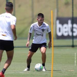 Atlético-MG tenta surpreender Morumbi para colar na liderança