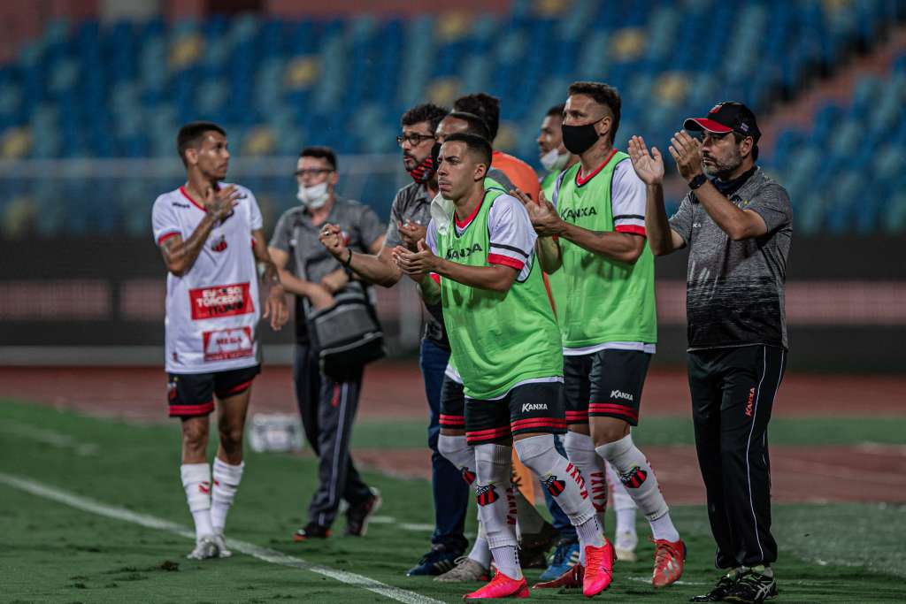 Em parceria com a DAZN, assista um resumão da rodada de estreia da 2ª fase Série C