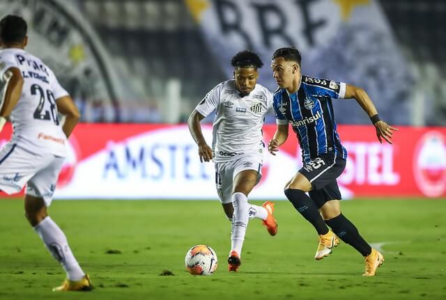 Santos teve um início arrasador na Vila Belmiro (Foto: Lucas Uebel/Grêmio)
