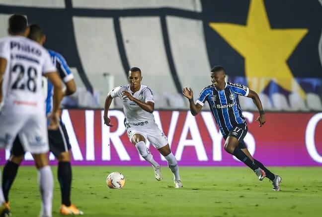 Grêmio foi atropelado pelo Santos (Foto: Lucas Uebel/Grêmio)