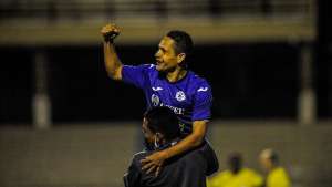 São Bento planeja anunciar 12 reforços para o Paulistão 2021; ídolo acerta permanência