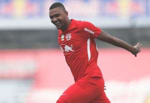 Red Bull Bragantino recebe Athletico-PR para se aproximar do primeiro objetivo