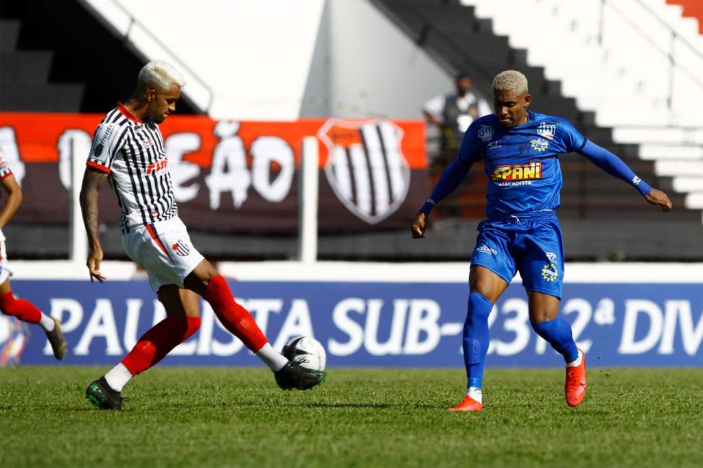 São José e Bandeirante definem o título da Segundona (Foto: José Luis Baptista da Silva/Paulistão) São José e Bandeirante definem o título da Segundona (Foto: José Luis Baptista da Silva/Paulistão)