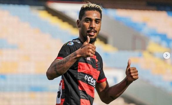 Vitória do Oeste em Barueri. (Foto: Guilherme Drovas)