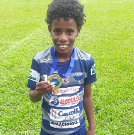 Luiz Eduardo sofreu racismo durante torneio infantil