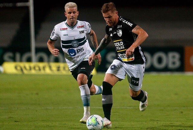 Coritiba saiu na frente do Botafogo no Couto Pereira (Foto: Vitor Silva/Botafogo)