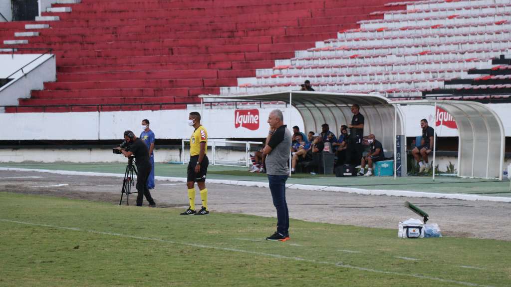 Márcio Fernandes, técnico do Vila Nova (Foto: Divulgação/Vila Nova)