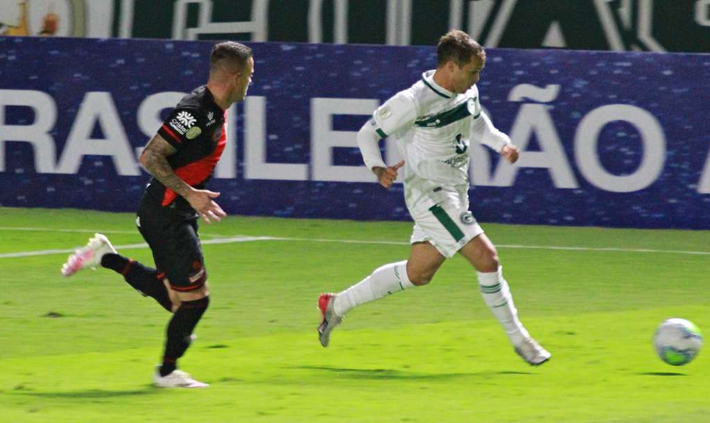 Goiás só venceu o Atlético-GO como visitante no Brasileirão