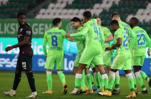 ALEMÃO: Wolfsburg derrota Stuttgart e pula para a quarta colocação